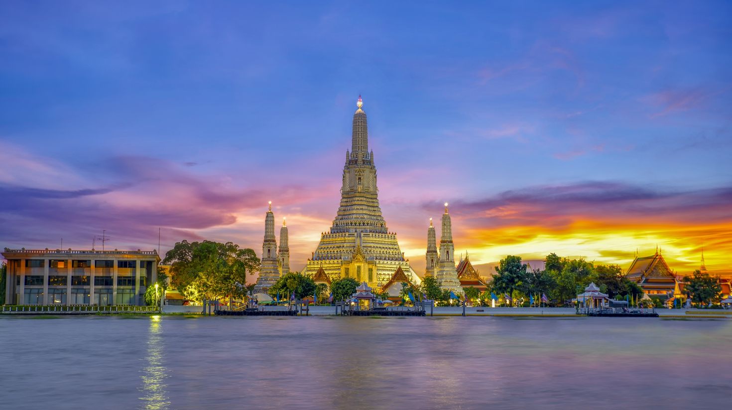 Wat Arun or the Temple of the Dawn, an ancient temple &  one of the older standing Buddhist temples in Thailand.