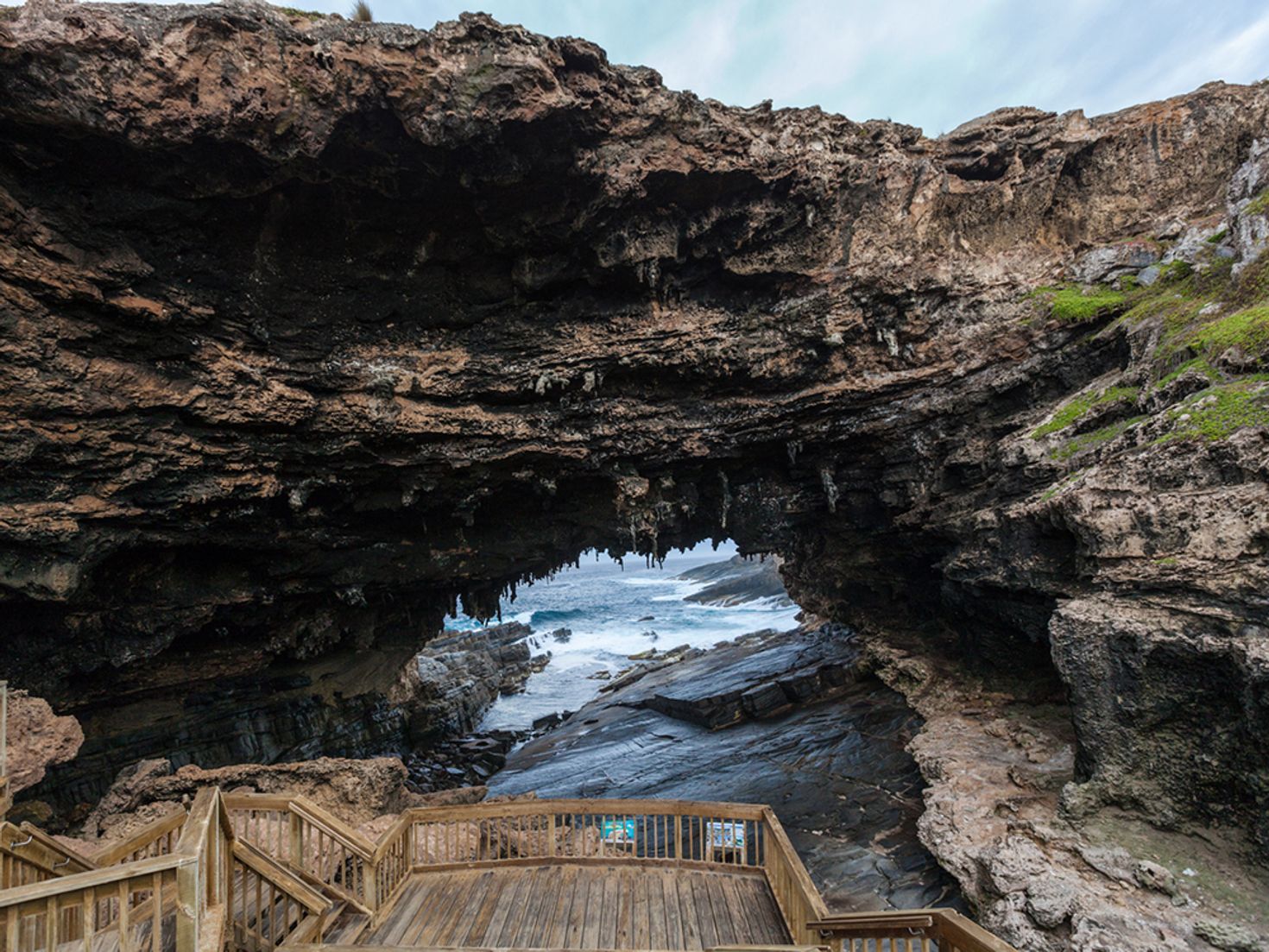 Even without seals, admirals arch is a great place to go for sightseeing.