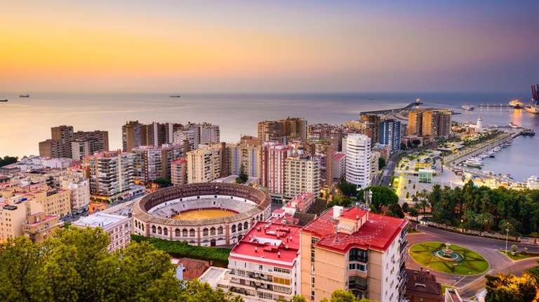 From sizzling Flamenco performances to sandy beaches, delicious food, and rich art and history, Malaga has it all.