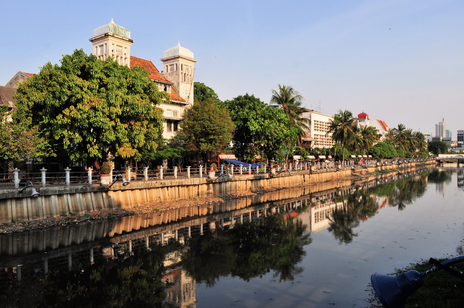 Visiting Kota is one of the top things to do in Jakarta
