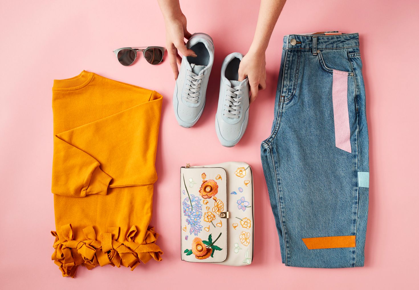 Travel packing outfits