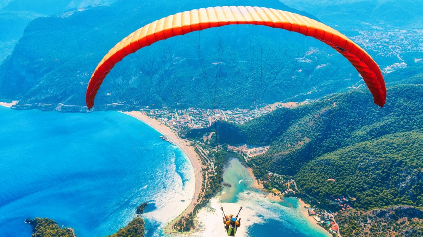 Go paragliding and view the landscape in Fethiye.