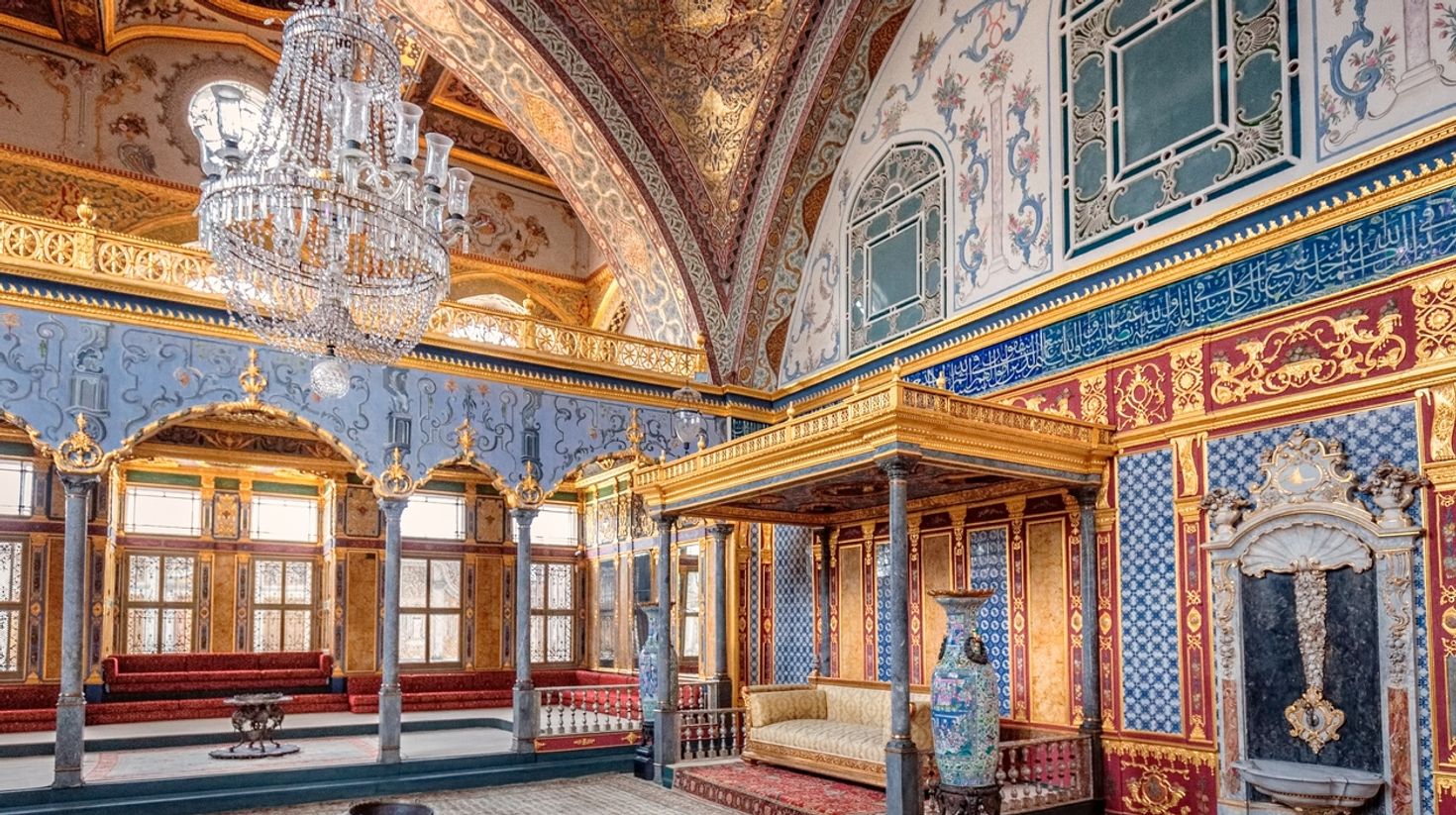 Visit Topkapi Palace, a top place to visit in Turkey.