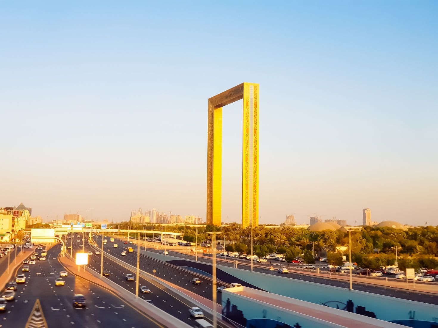 Dubai things to do- Dubai frame