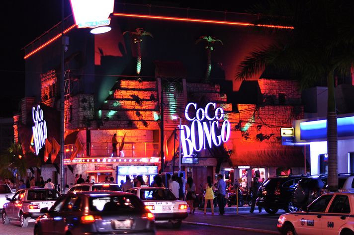 Coco Bongo is a place to be if you want to party in Mexico. Photo by: Dan&nbsp;[CC by 2.0]