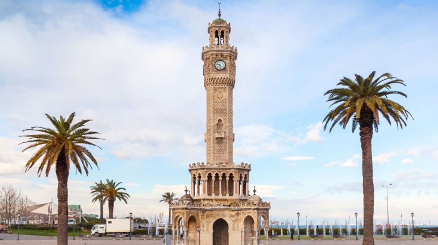 See the Konak Square while spending 5 days in Turkey.