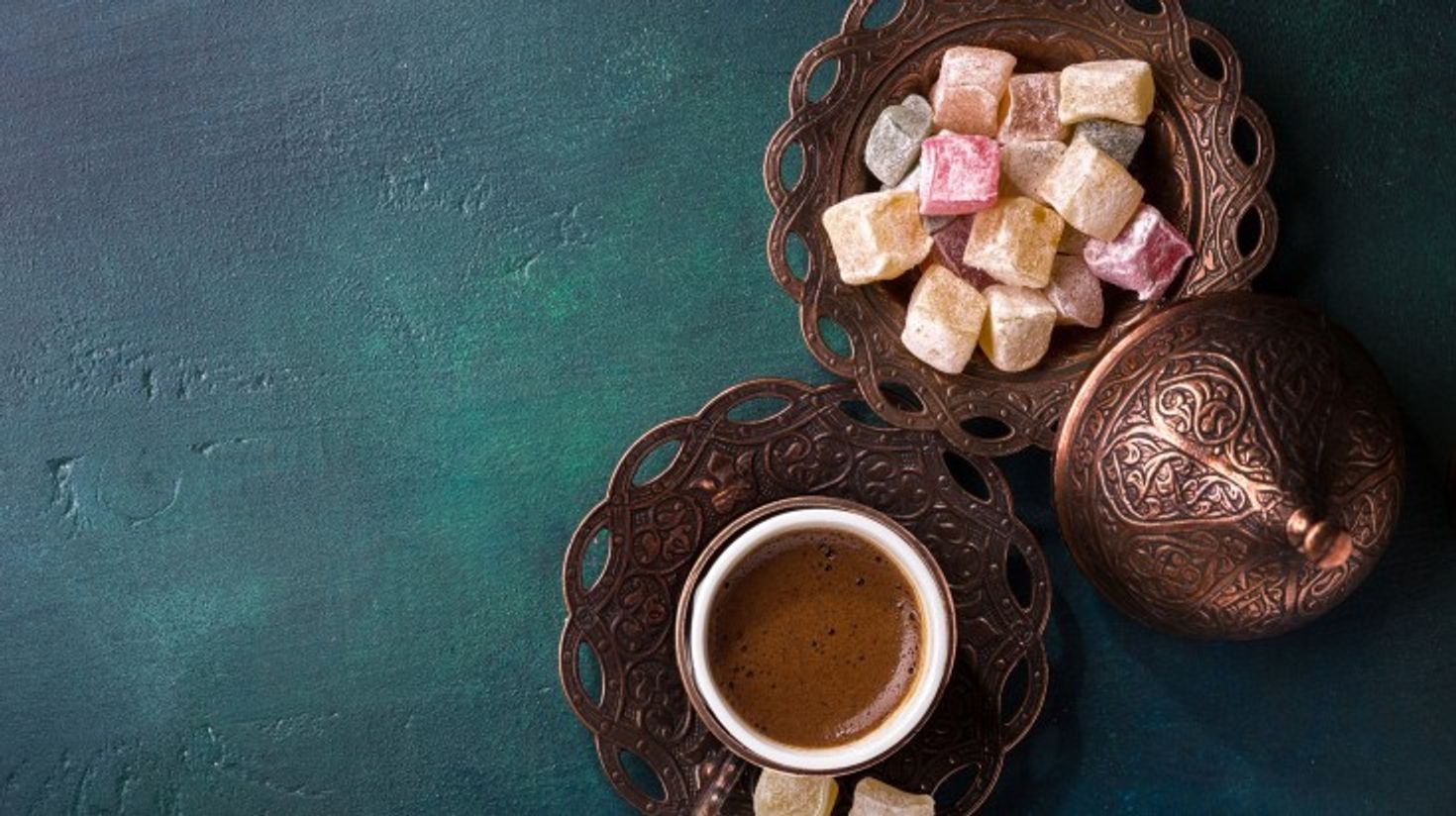 Try traditional Turkish delight while spending 5 days in Turkey.
