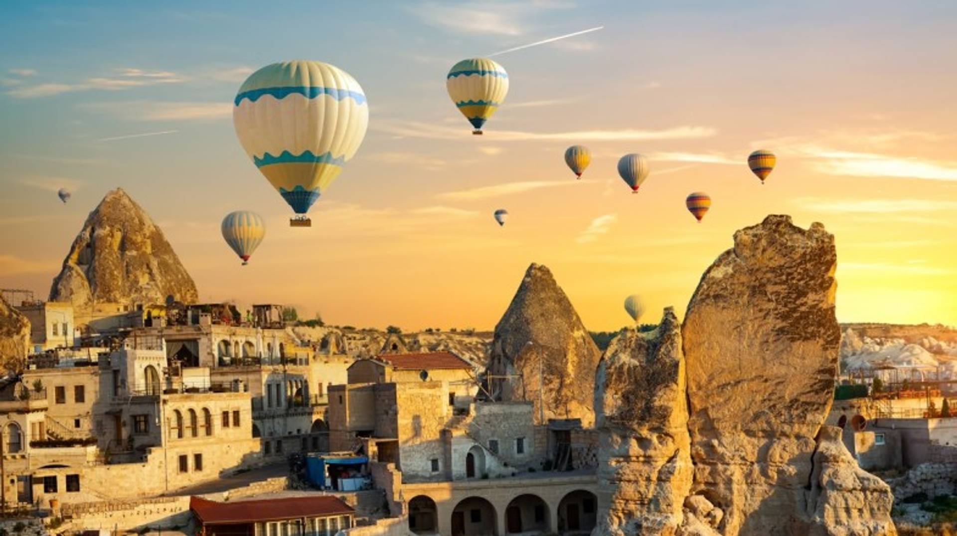 Turkey in July: Weather, Tips & Treks