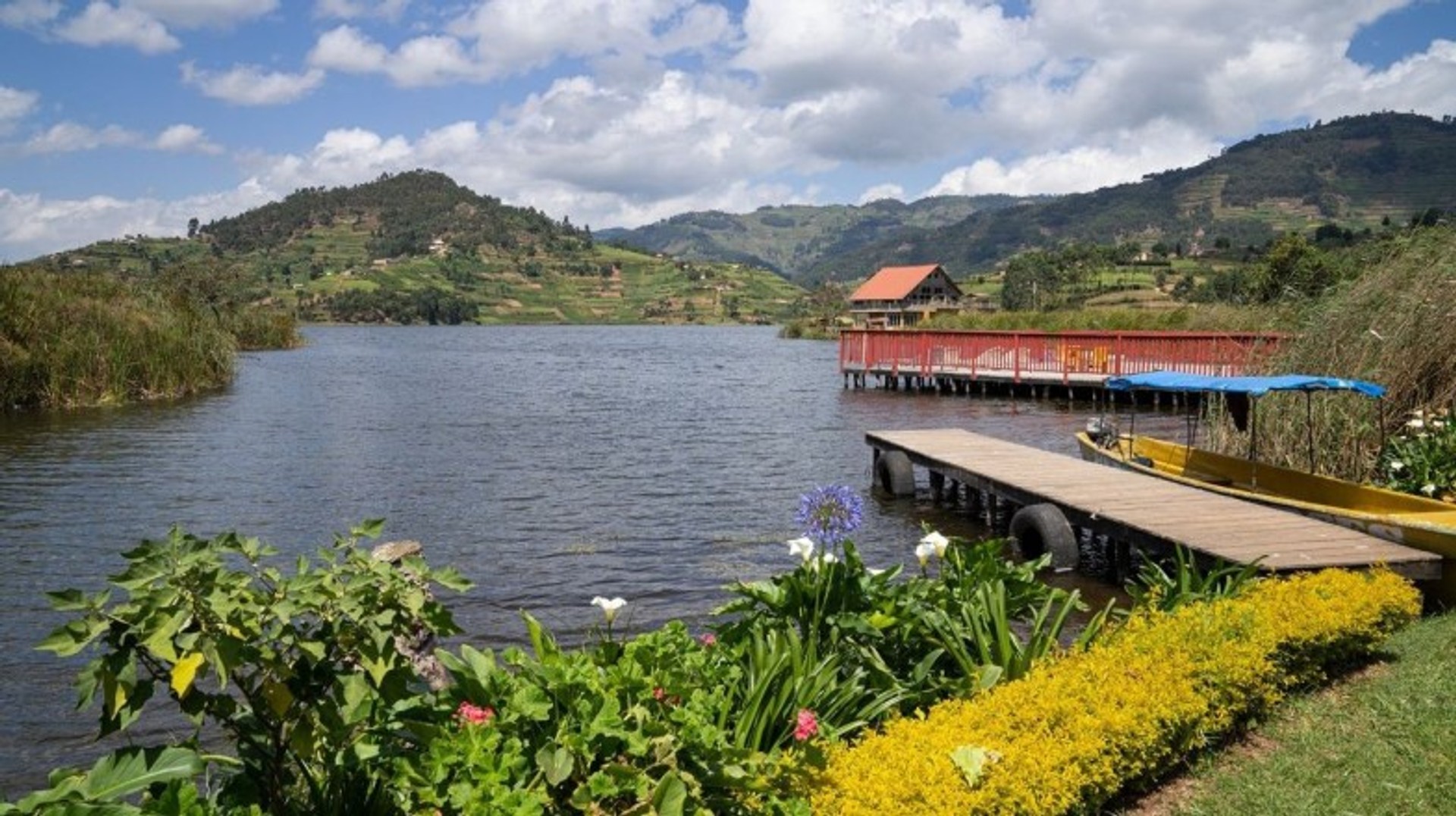 Enjoy the magnificent view of Lake Bunyonyi during your 7 days in Uganda.