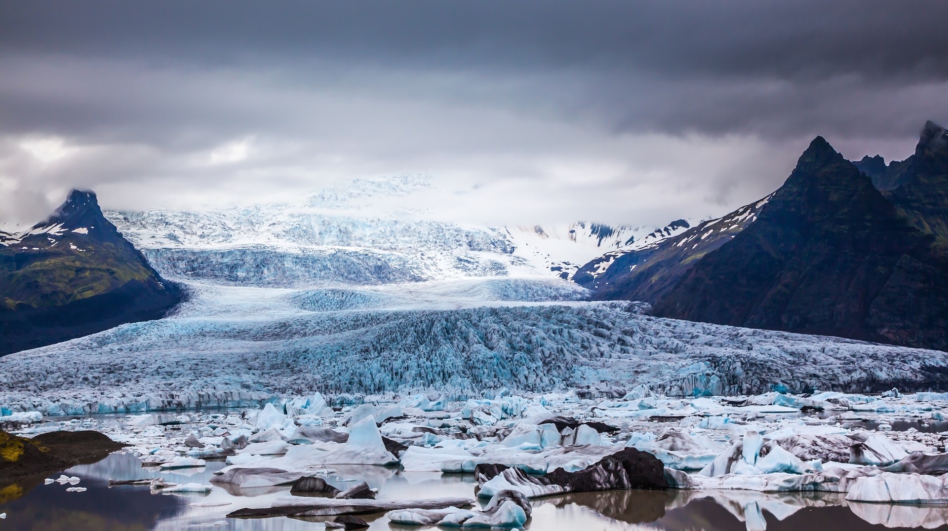 The Vatnajokull glacier in Iceland is a must see place