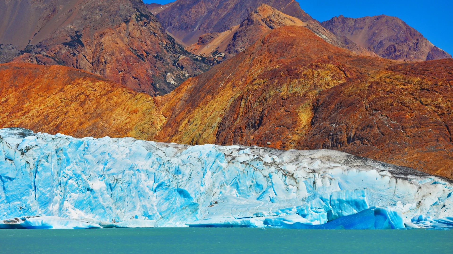 Viedma Glacier as seen on a boat trip Viedma Glacier holds the title of the largest glacier in Argentina. At an area of 977 km², the glacier dominates the ice field of Southern Patagonia.