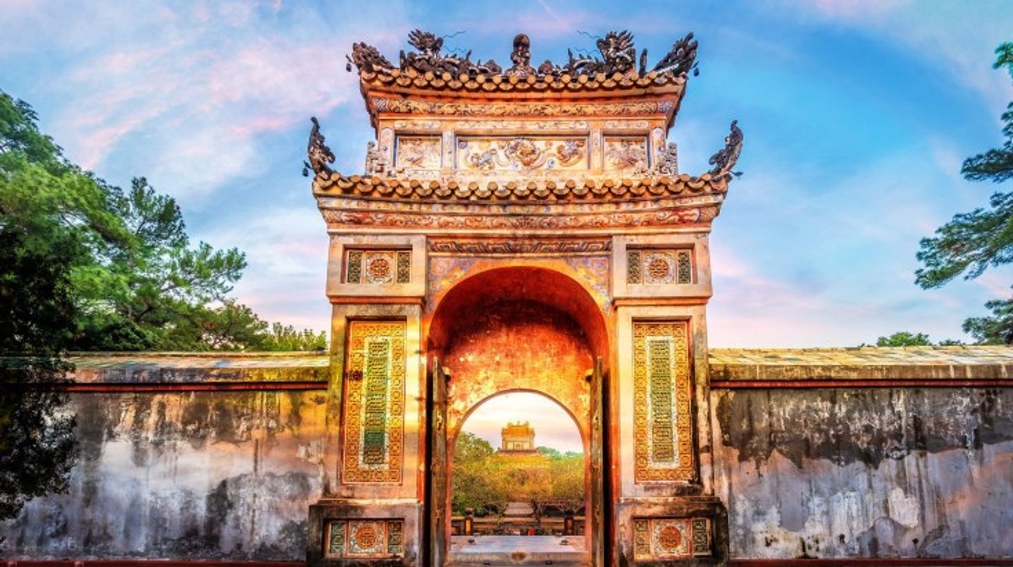 Tu Duc Tomb is a must-visit destination while spending 10 days in Vietnam.