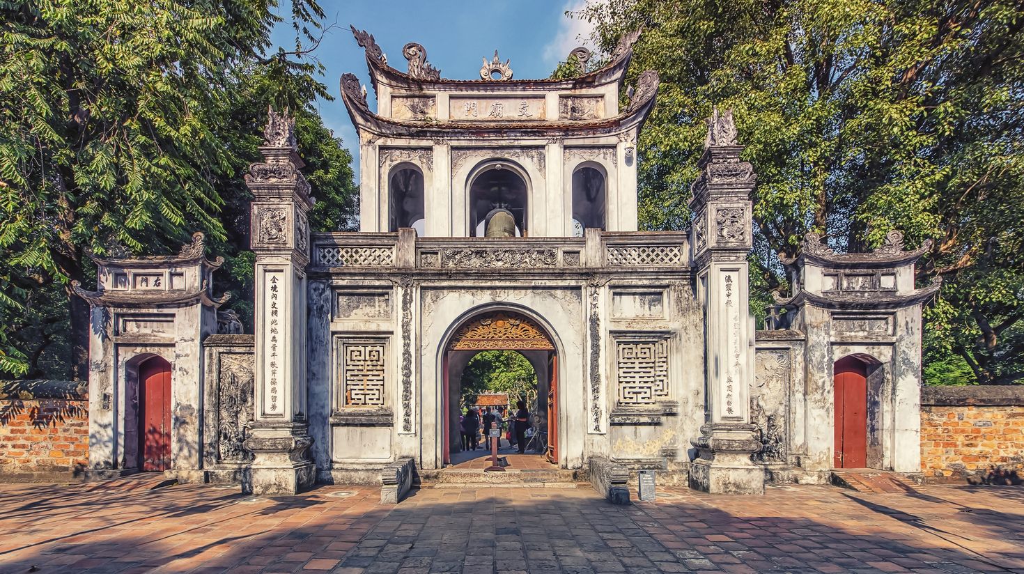 The Temple of Literature on a December morning.