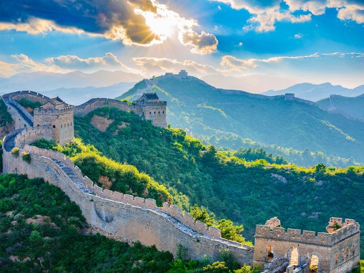 The Great Wall of China looking like an epitome of a paradise