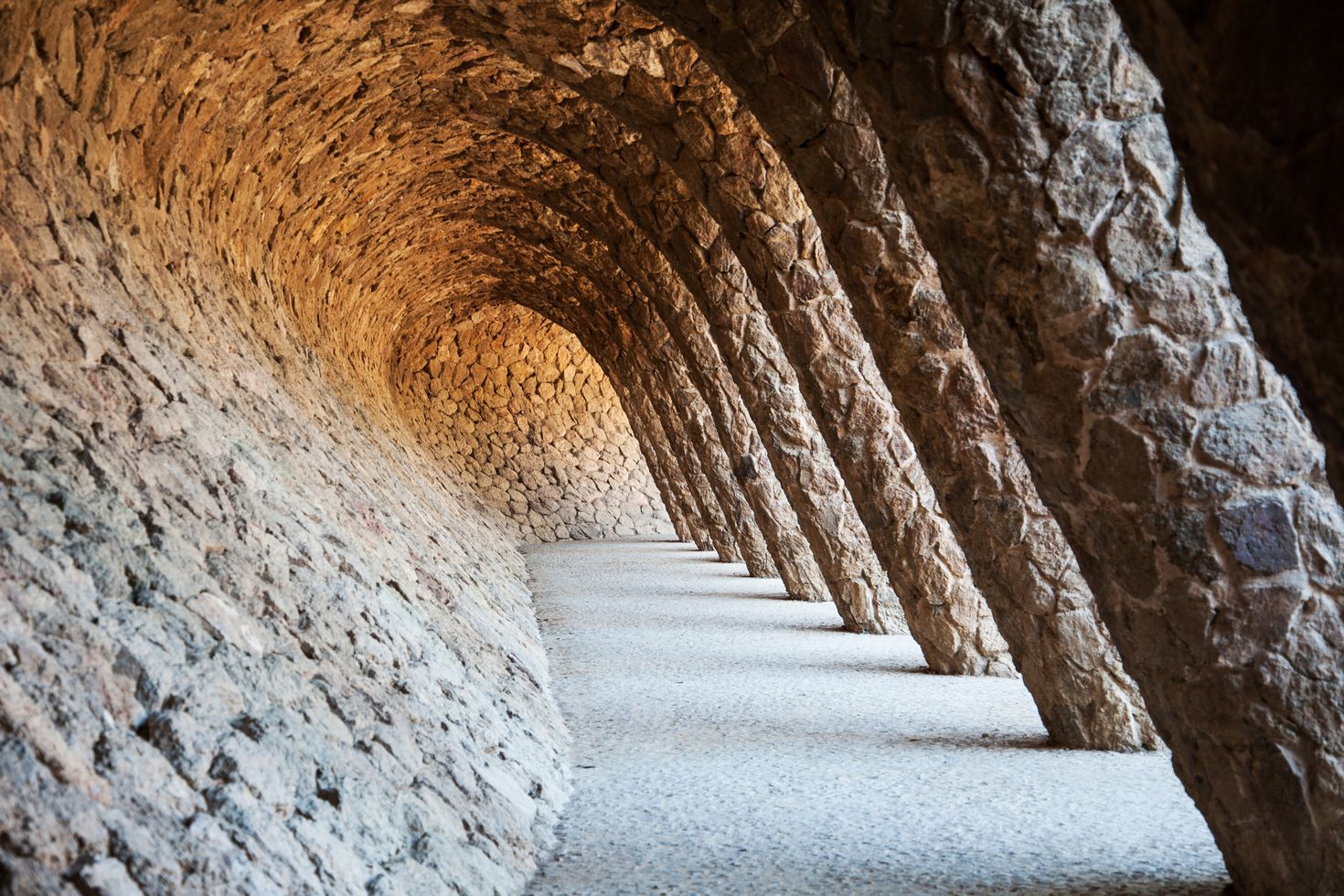Park Guell laundry room portico