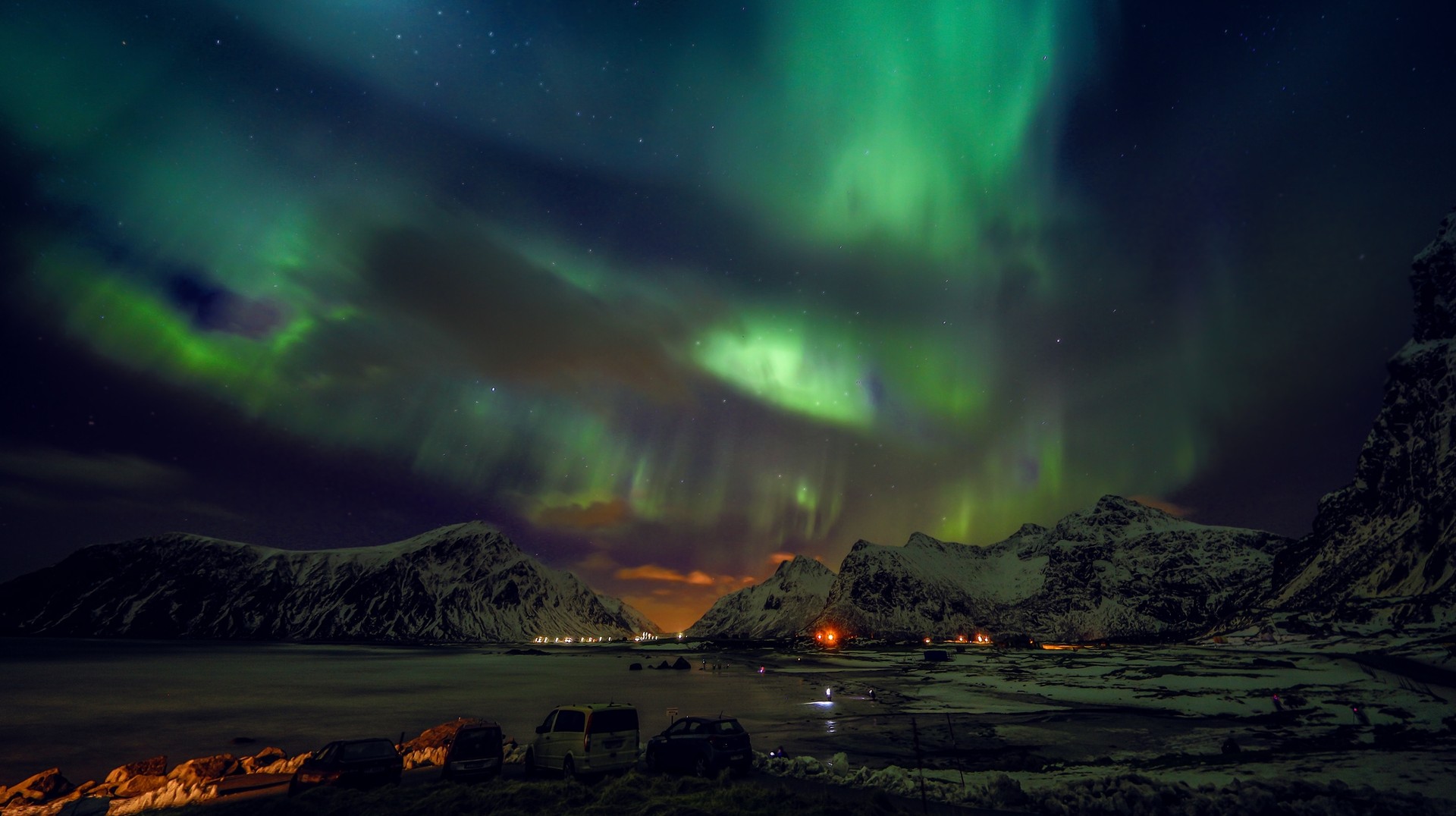 People watching the Northern lights in Iceland Northern Lights in Iceland