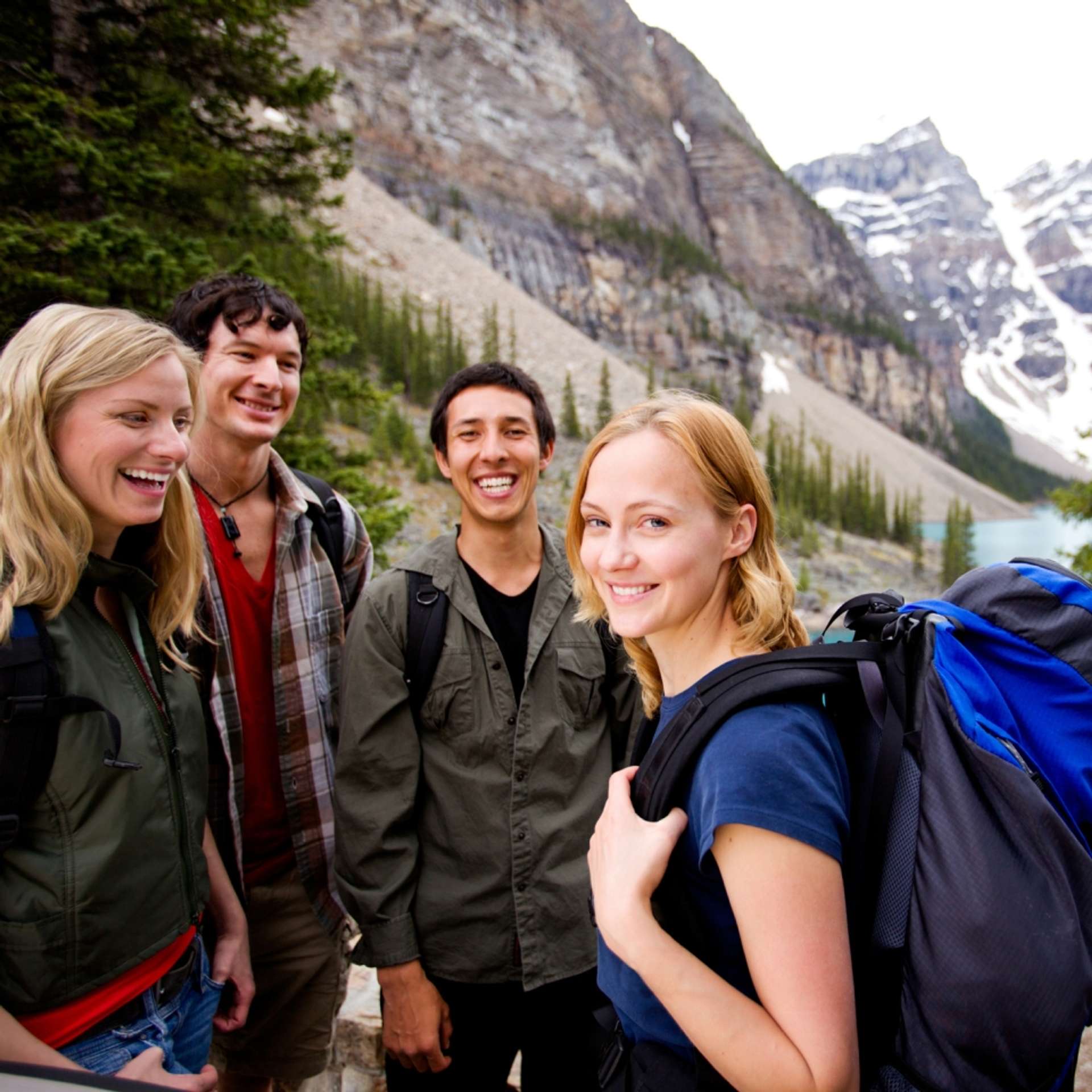 Group tours in Canada