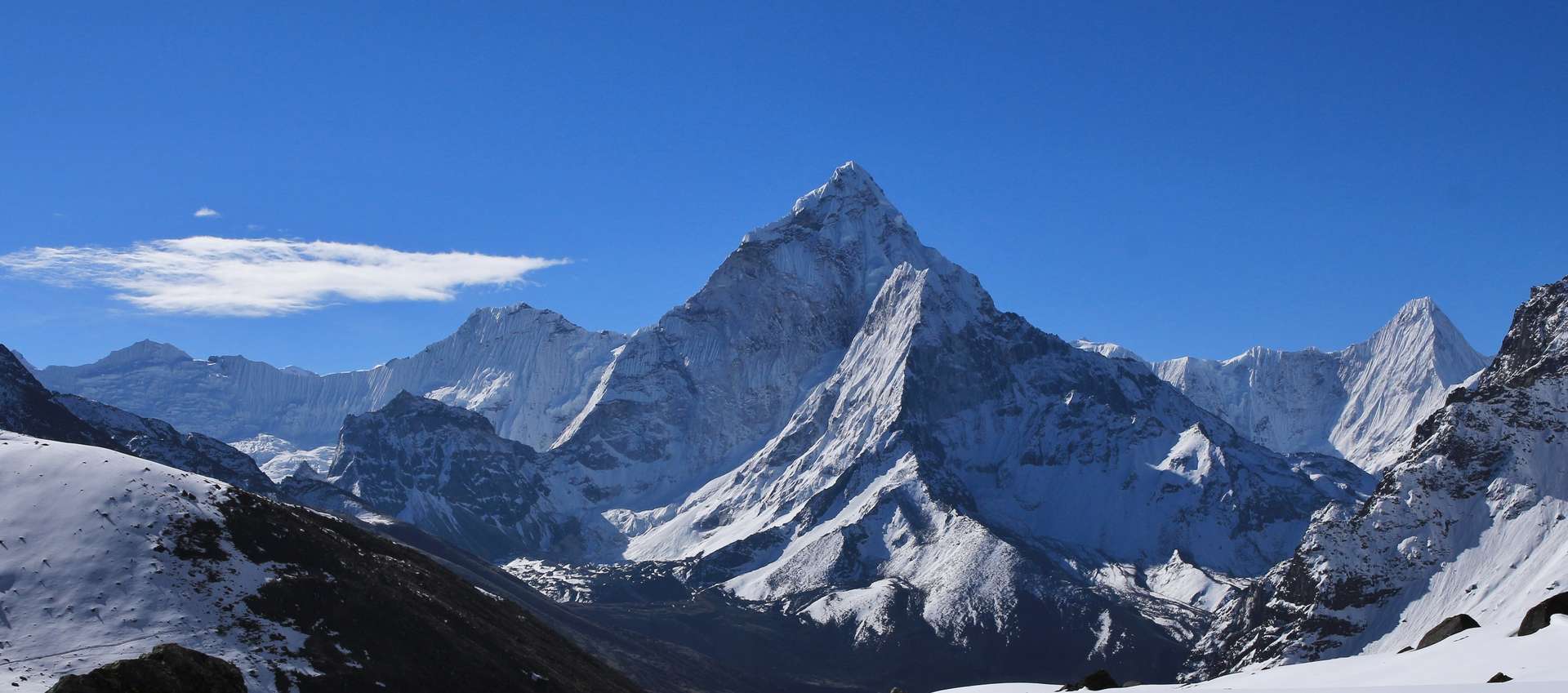 Dzonglha Tours and Trips