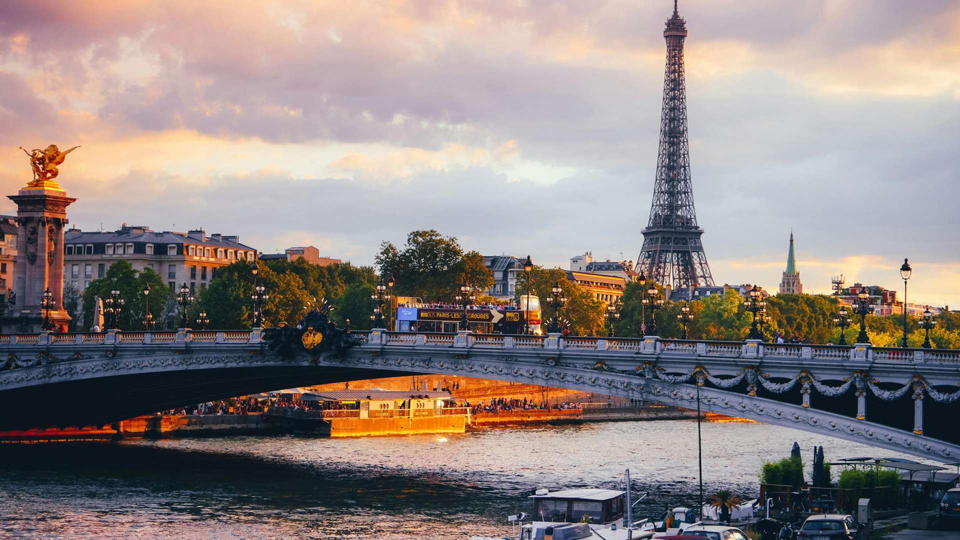 Paris Tours and Trips