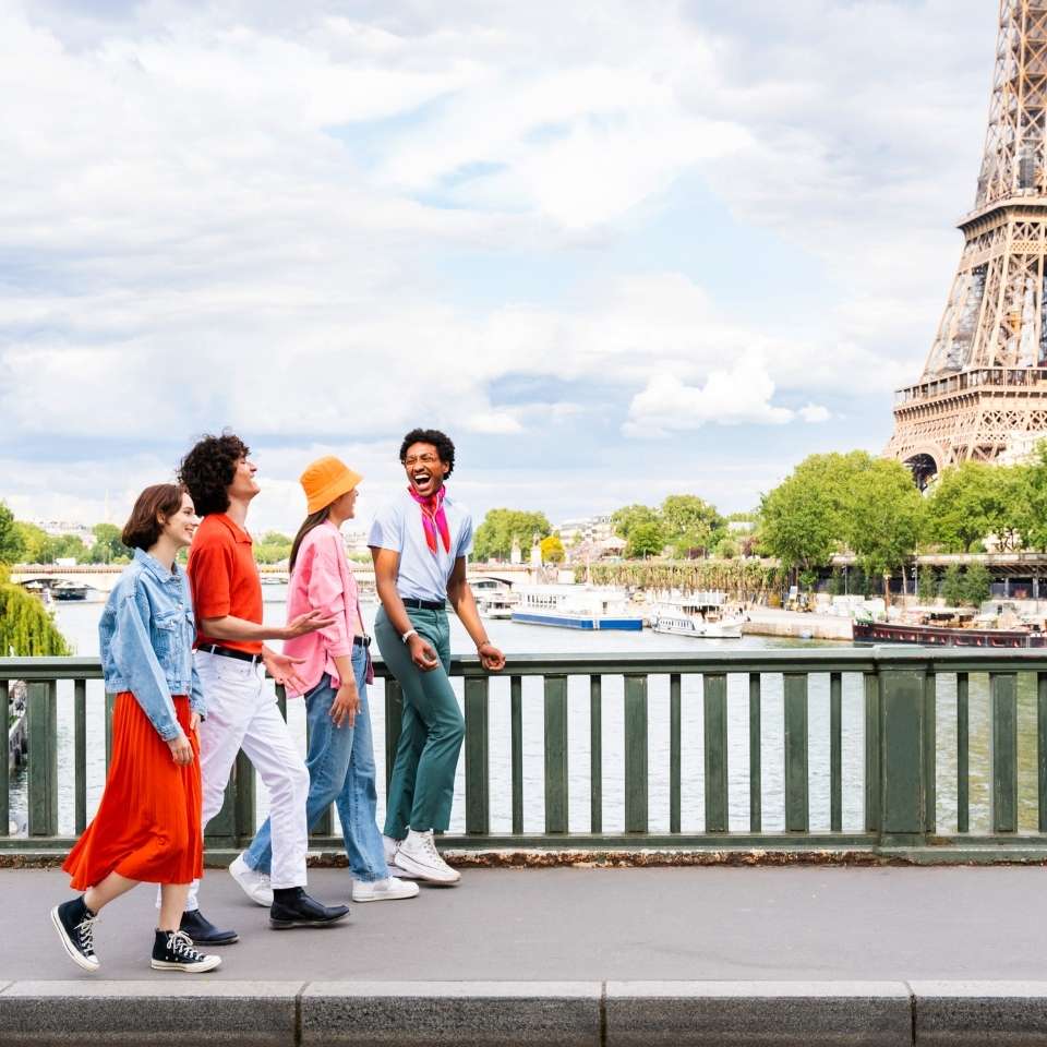 Young Travelers tours in France