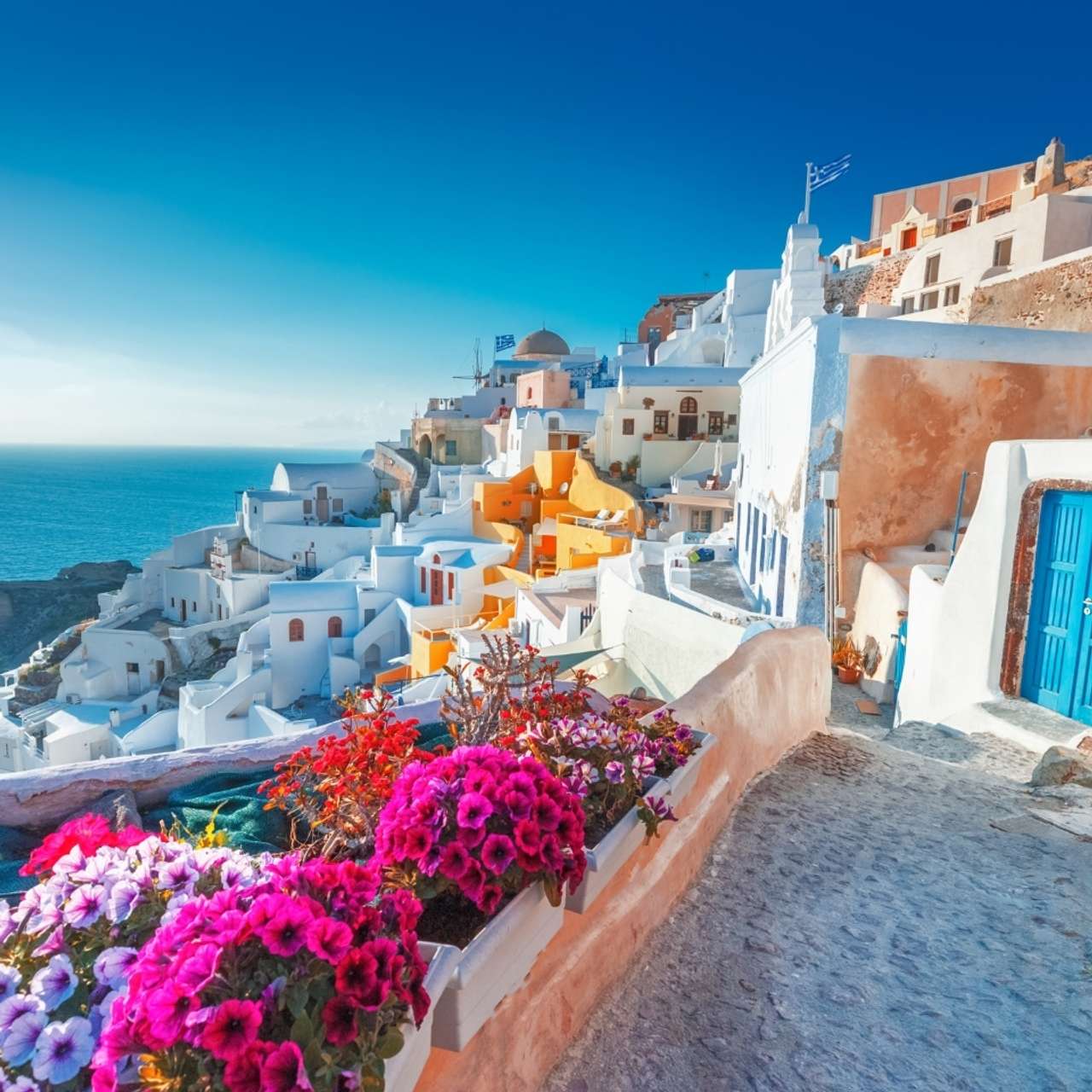 Budget tours in Greece